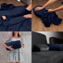 Bluzair Kocobluza kolor granatowy, rozmiar oversize, 4w1 jako: komfortowa bluza, ciepły koc, miękki szlafrok i wygodna poduszka.